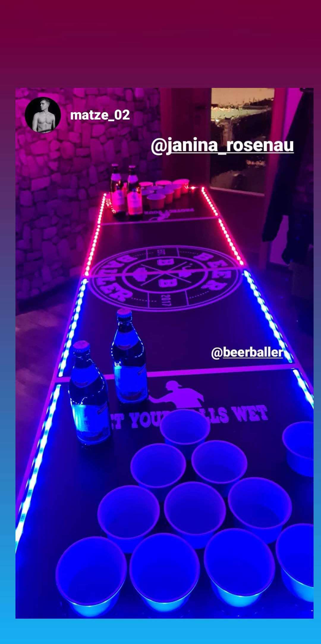 Bierpong Tisch mit LED Beleuchtung und Löchern BeerBaller® LED Beer Pong Tisch 