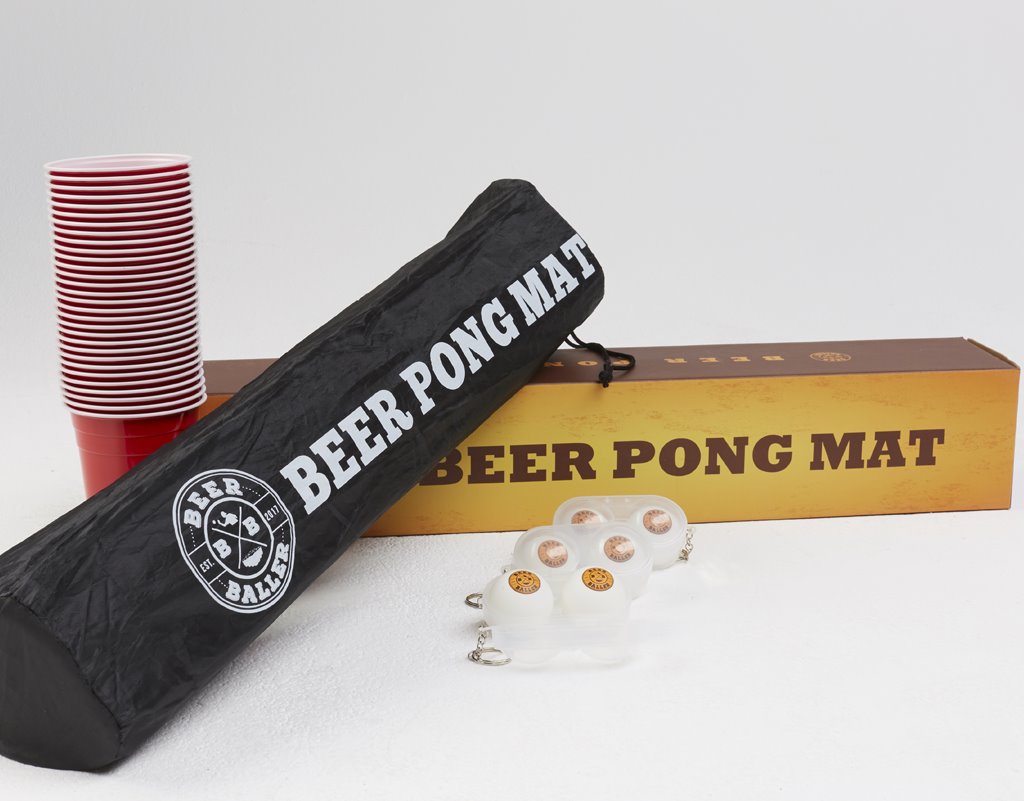 BeerBaller® Beer Pong Matte - Bierpong Set inkl. Bierpong Matte, 50 Beer  Pong Becher & 4 Beerpong Bälle | Mache jeden Tisch zum Beer Pong Tisch! 